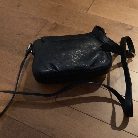 Michael Kors crossbody small purse - Picture 2 of 5